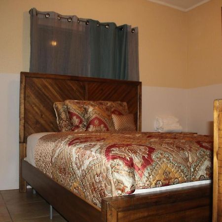 Oyo Family Ranch At Melbourne Fl Hotel ภายนอก รูปภาพ