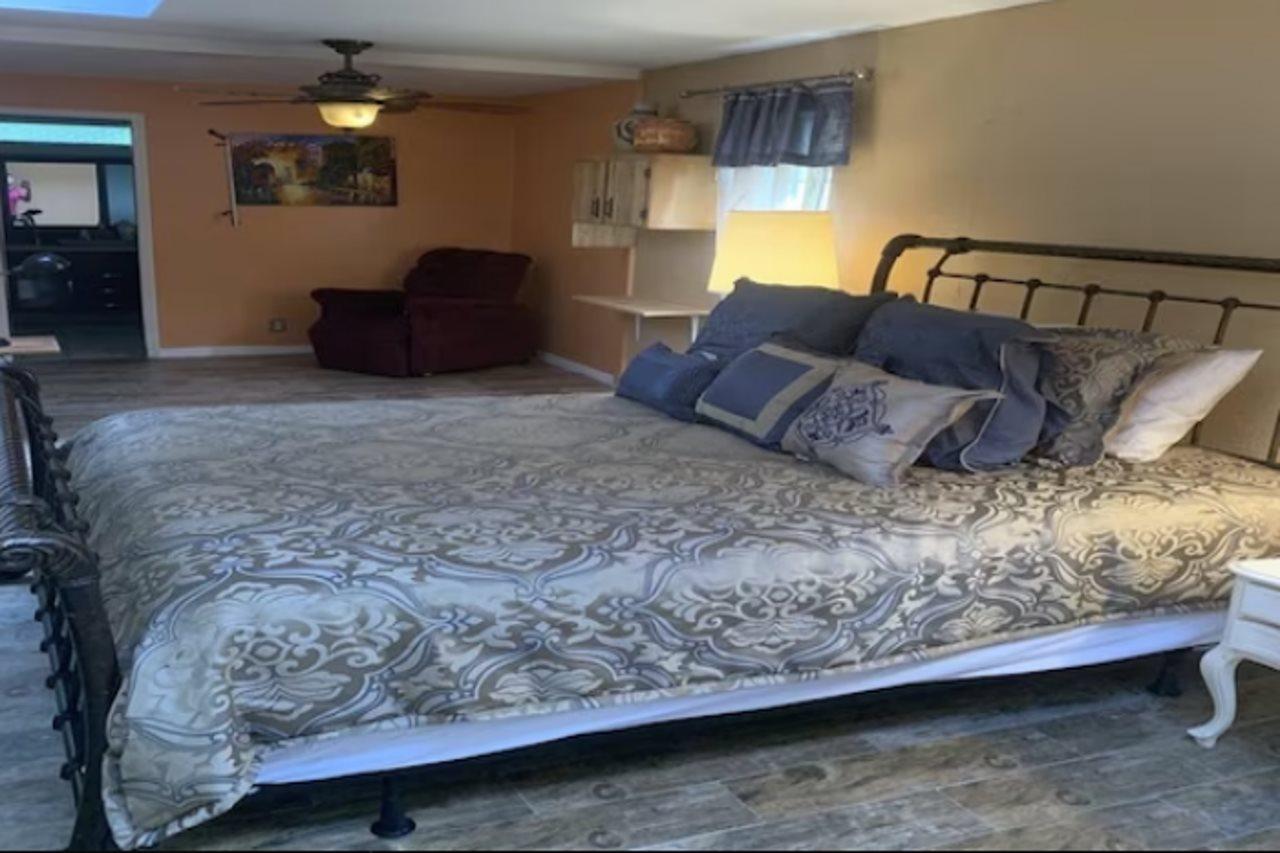 Oyo Family Ranch At Melbourne Fl Hotel ภายนอก รูปภาพ